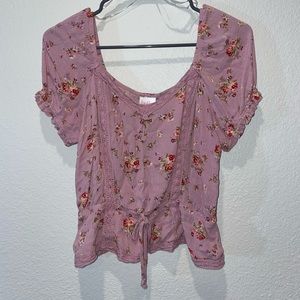 Belle Du Jour pink floral top. Size medium.